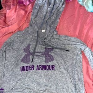 Under Armor hoodie shirt Size Small
